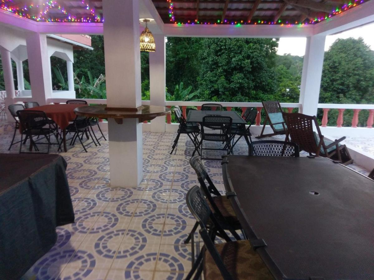 Polish Princess Guest House Port Antonio Esterno foto