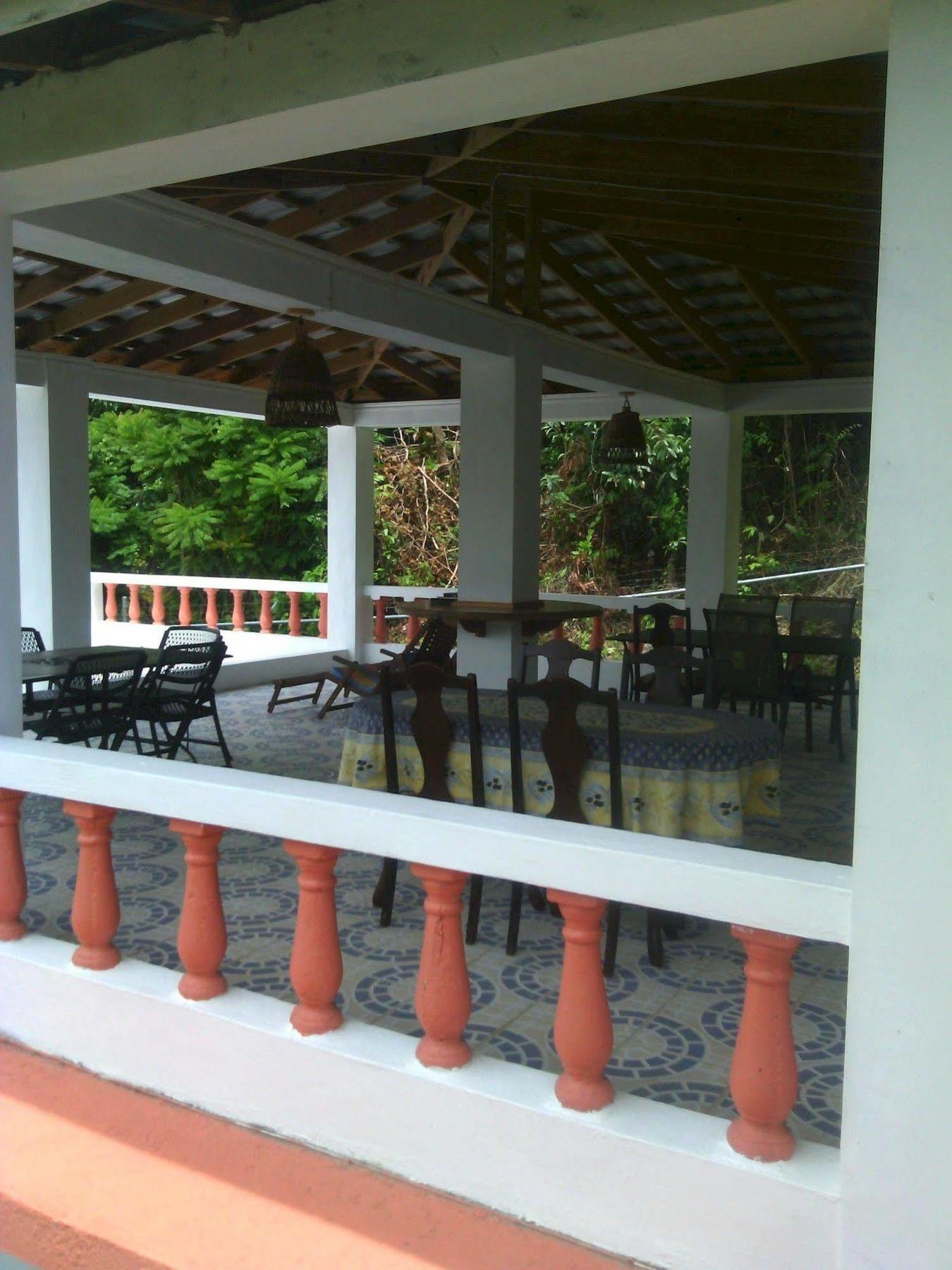 Polish Princess Guest House Port Antonio Esterno foto