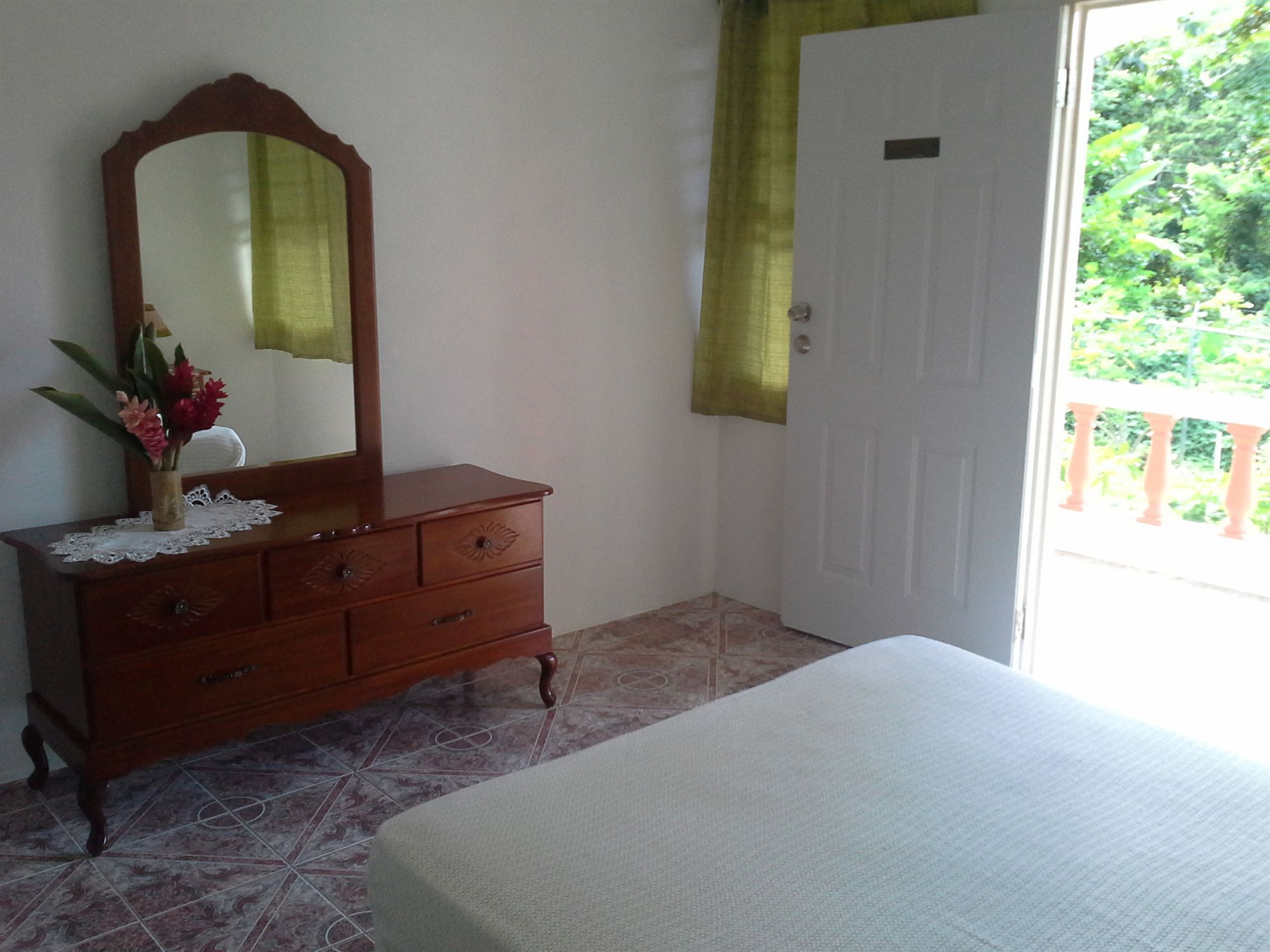 Polish Princess Guest House Port Antonio Esterno foto